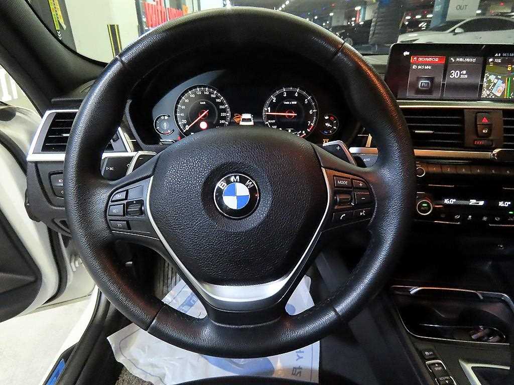 BMW 3 series - Vista 8