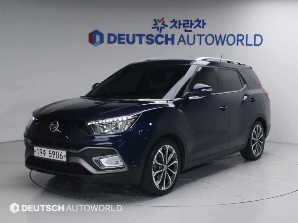 Ssangyong Tivoli 2018 Azul - Importación desde Corea - HF Imports Iquique - Foto 1