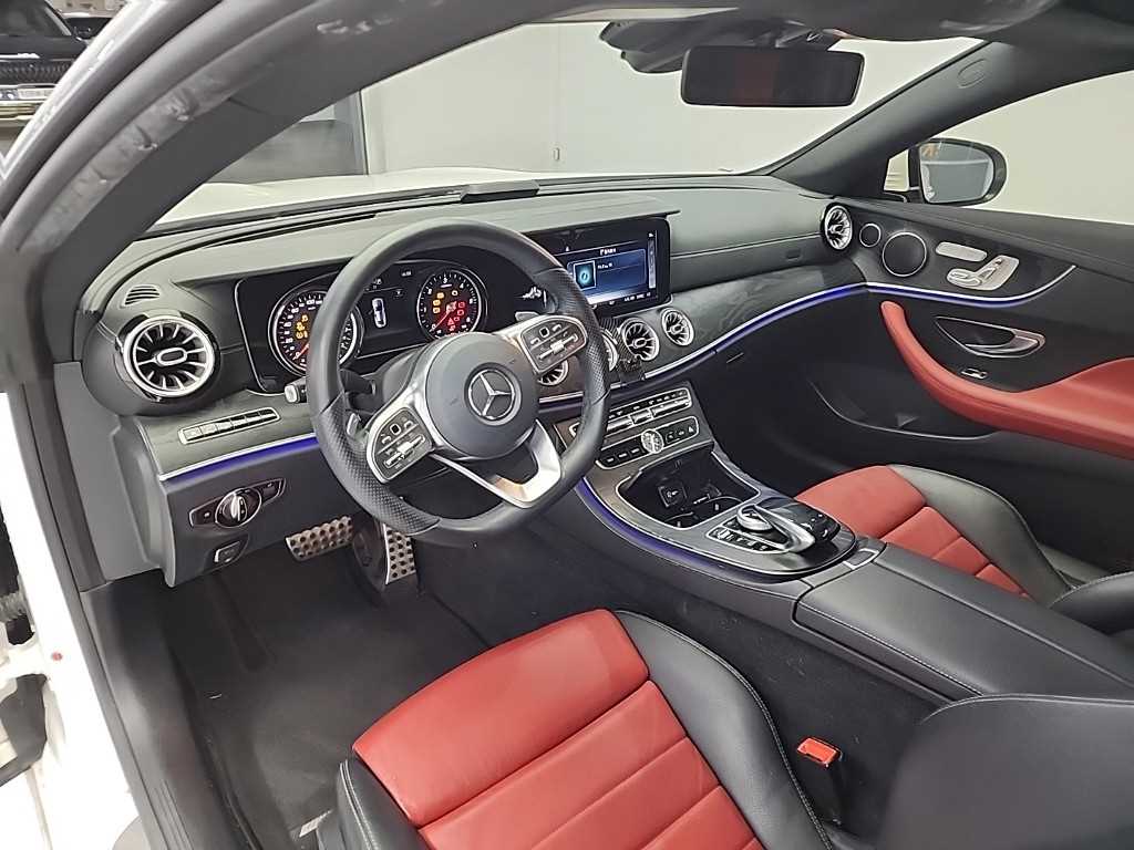 Mercedes Benz E class - Vista 7