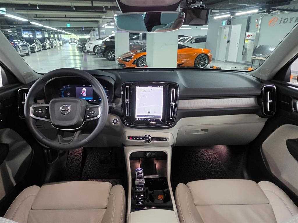 Volvo XC40 - Vista 7