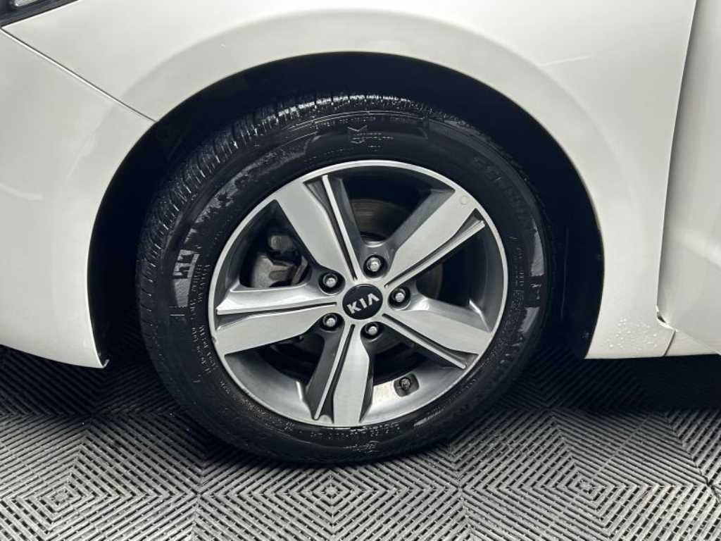 KIA K3 2018 Blanco - Importación desde Corea - HF Imports Iquique - Foto 16
