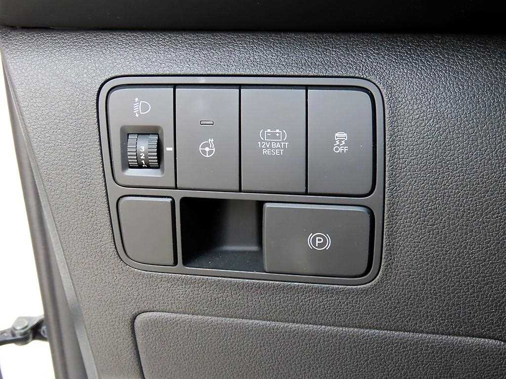 HYUNDAI Staria - Vista 12