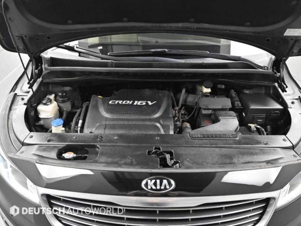 KIA Carnival - Vista 6