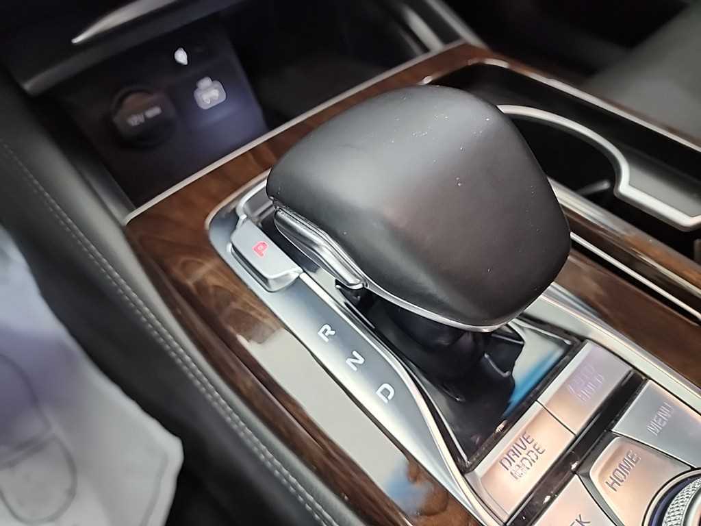 KIA K9 - Vista 8