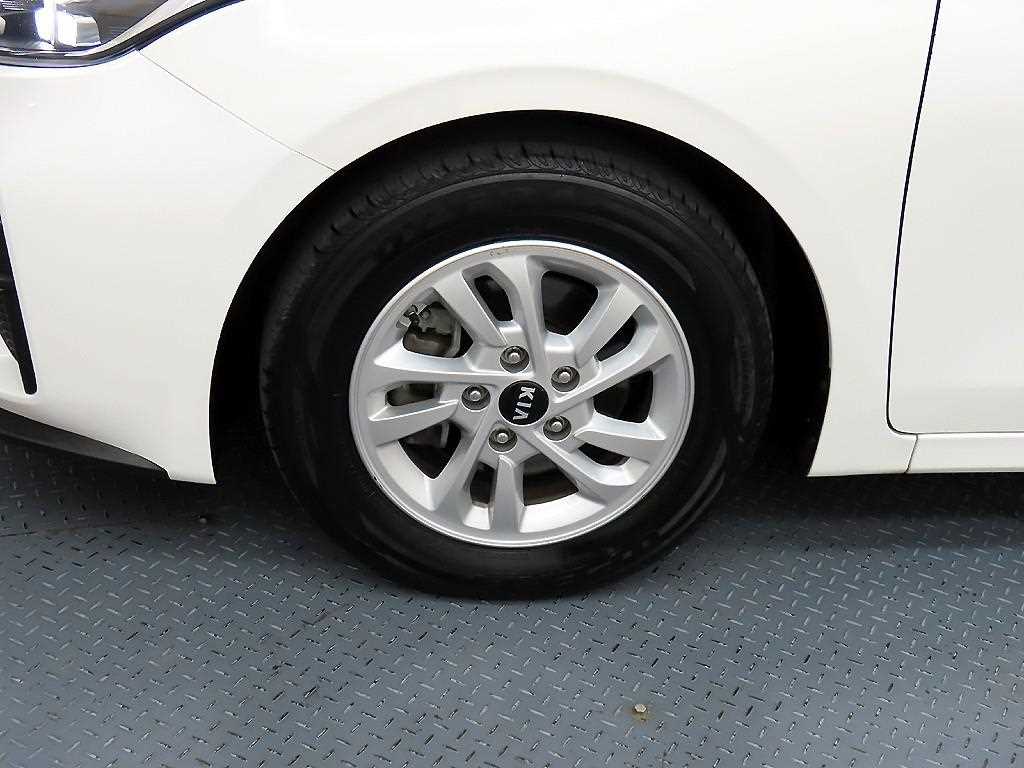KIA K3 2021 Blanco - Importación desde Corea - HF Imports Iquique - Foto 19