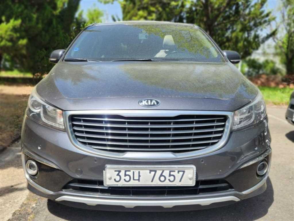 KIA Carnival 2015 Gris - Importación desde Corea - HF Imports Iquique - Foto 1
