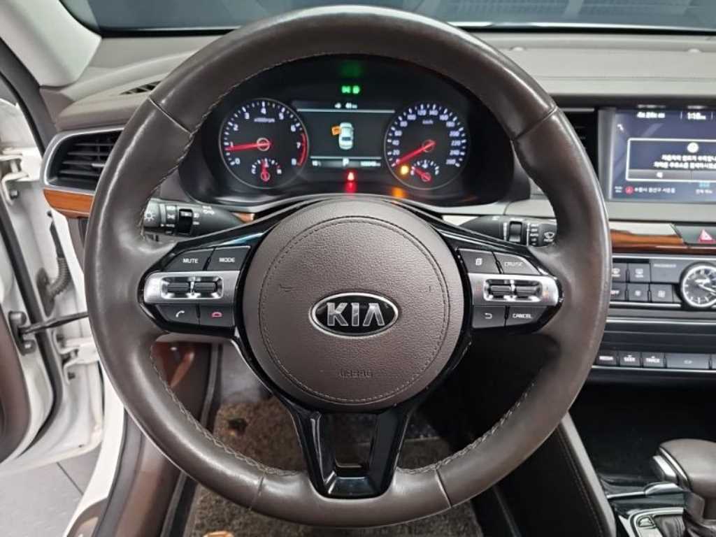 KIA K7 - Vista 7