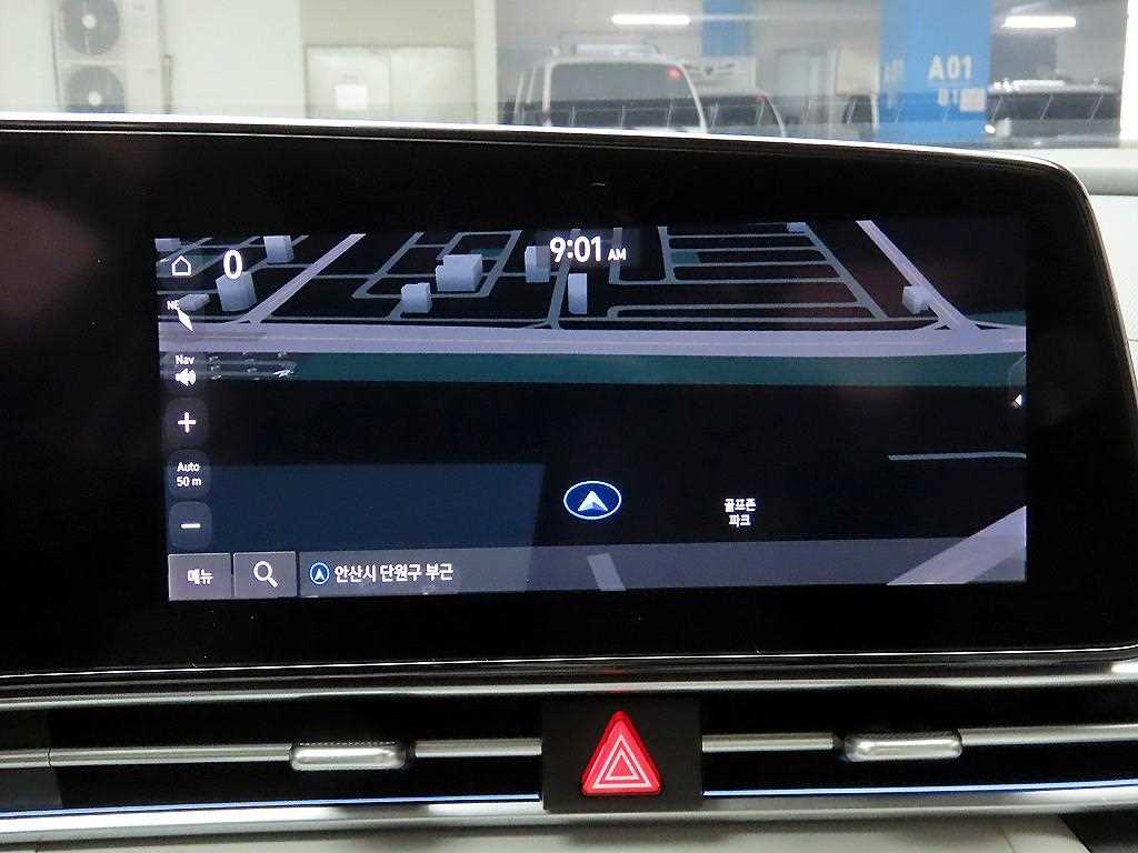 HYUNDAI Avante - Vista 9