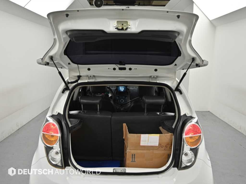 Chevrolet Spark 2012 Blanco - Importación desde Corea - HF Imports Iquique - Foto 19