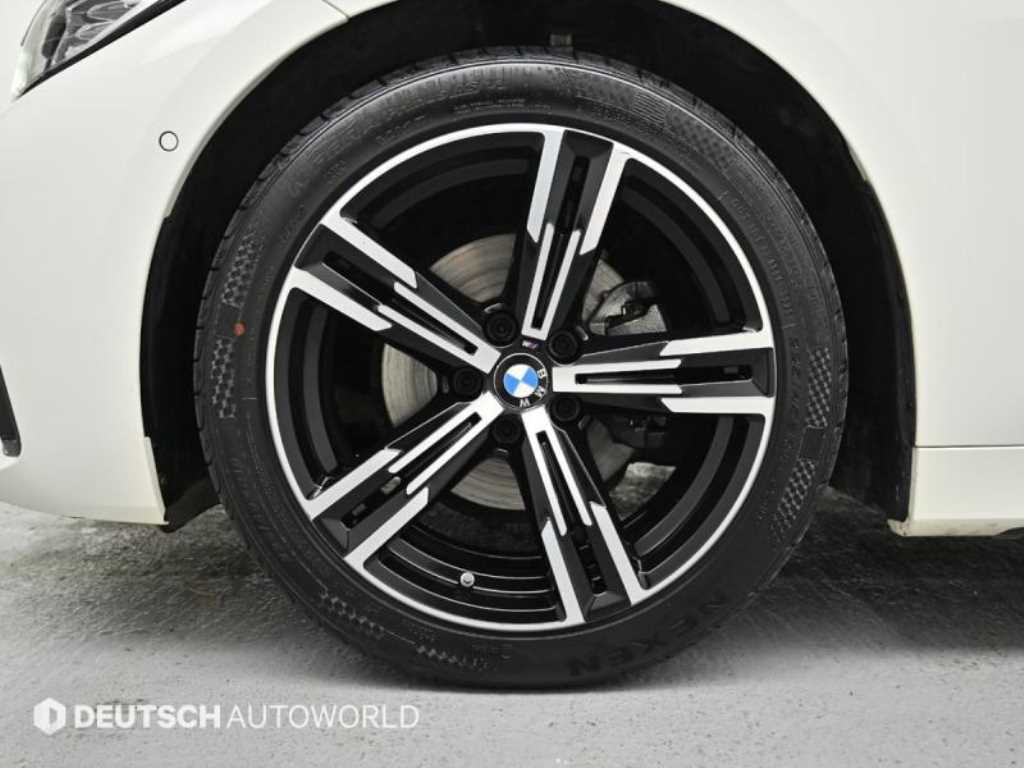 BMW 4 Series - Vista 5