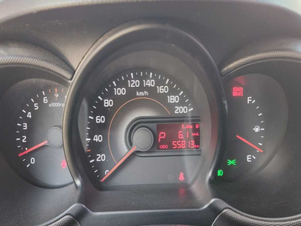 KIA Ray - Vista 4