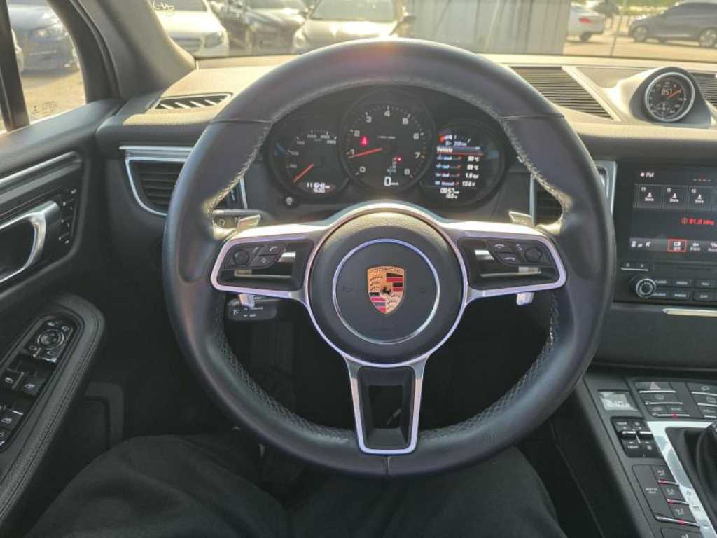 Porsche Macan - Vista 5