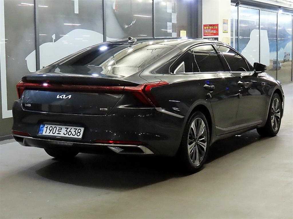 KIA K8 - Vista 4