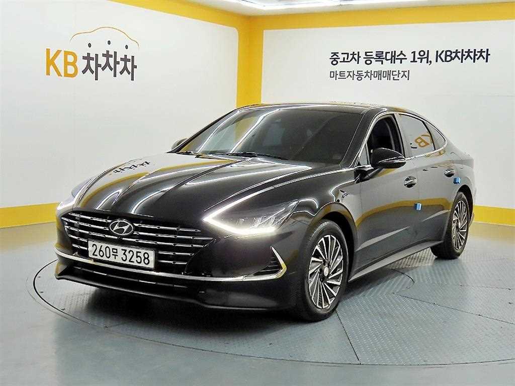 HYUNDAI Sonata - Vista 2