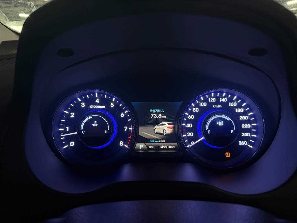 HYUNDAI Grandeur - Vista 6