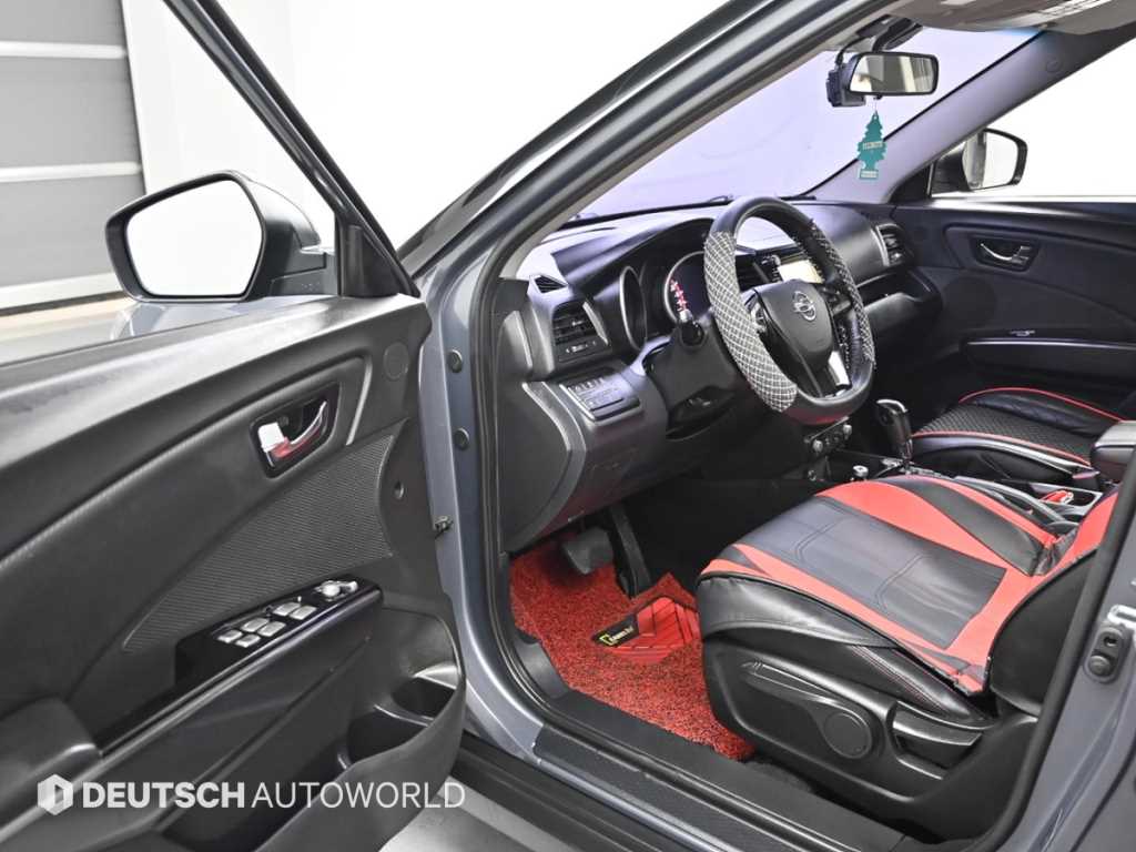 Ssangyong Tivoli - Vista 11