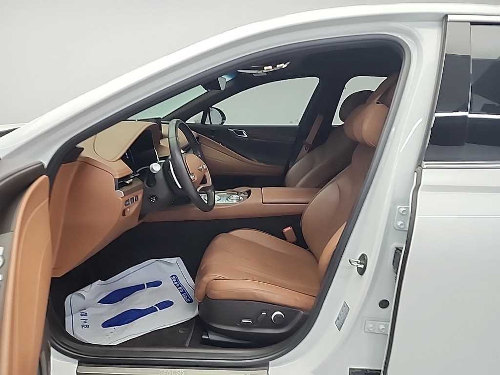 Genesis G80 - Vista 11