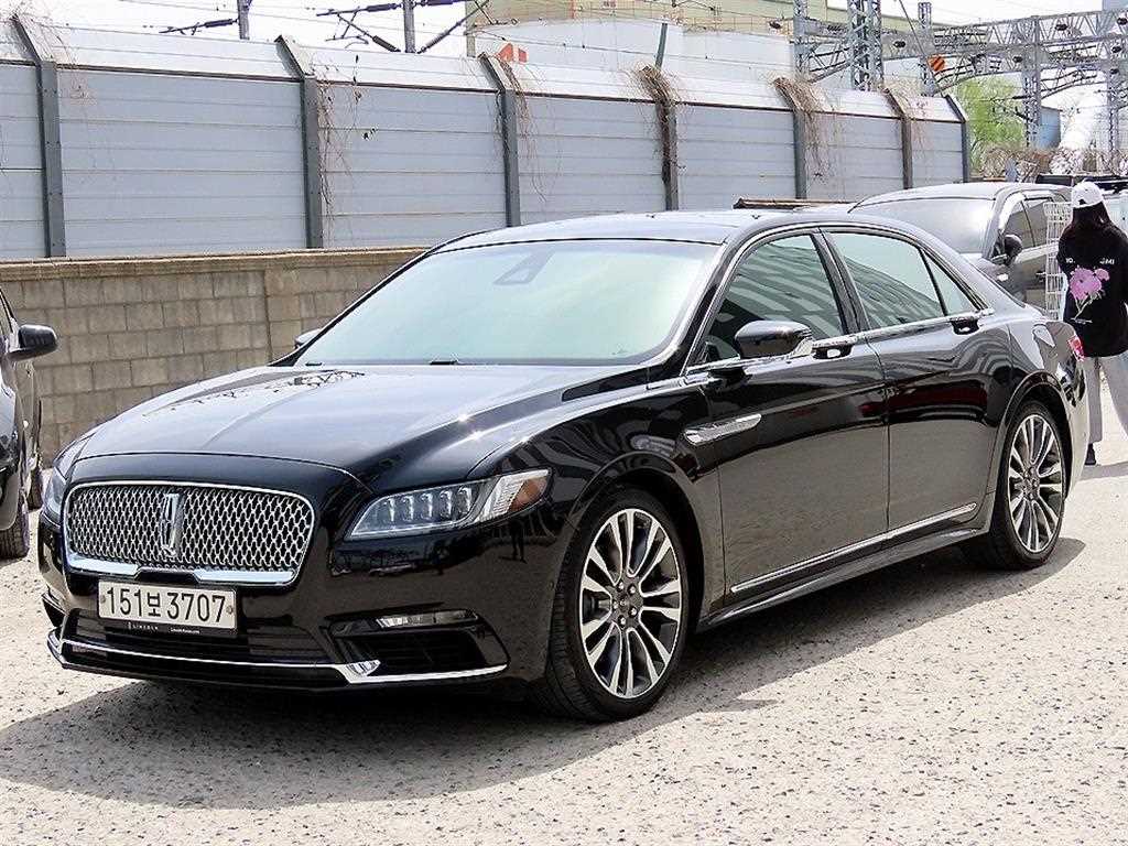 Lincoln Continental - Vista 2