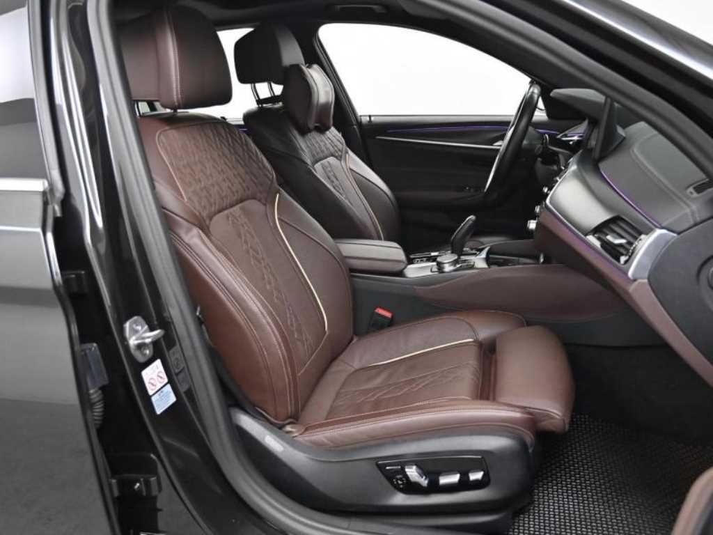 BMW 5 Series - Vista 10