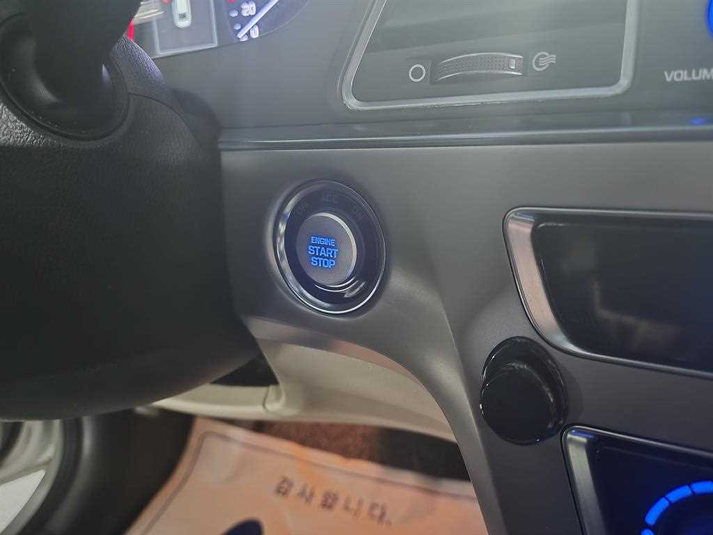 HYUNDAI Sonata 2015 Gris - Importación desde Corea - HF Imports Iquique - Foto 16