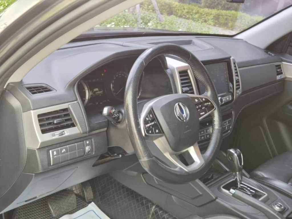 Ssangyong Rexton 2018 Negro - Importación desde Corea - HF Imports Iquique - Foto 13