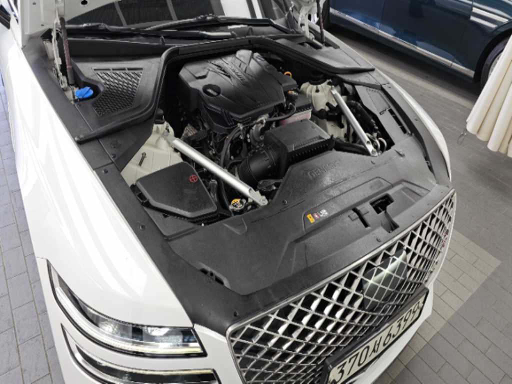 Genesis G80 - Vista 6