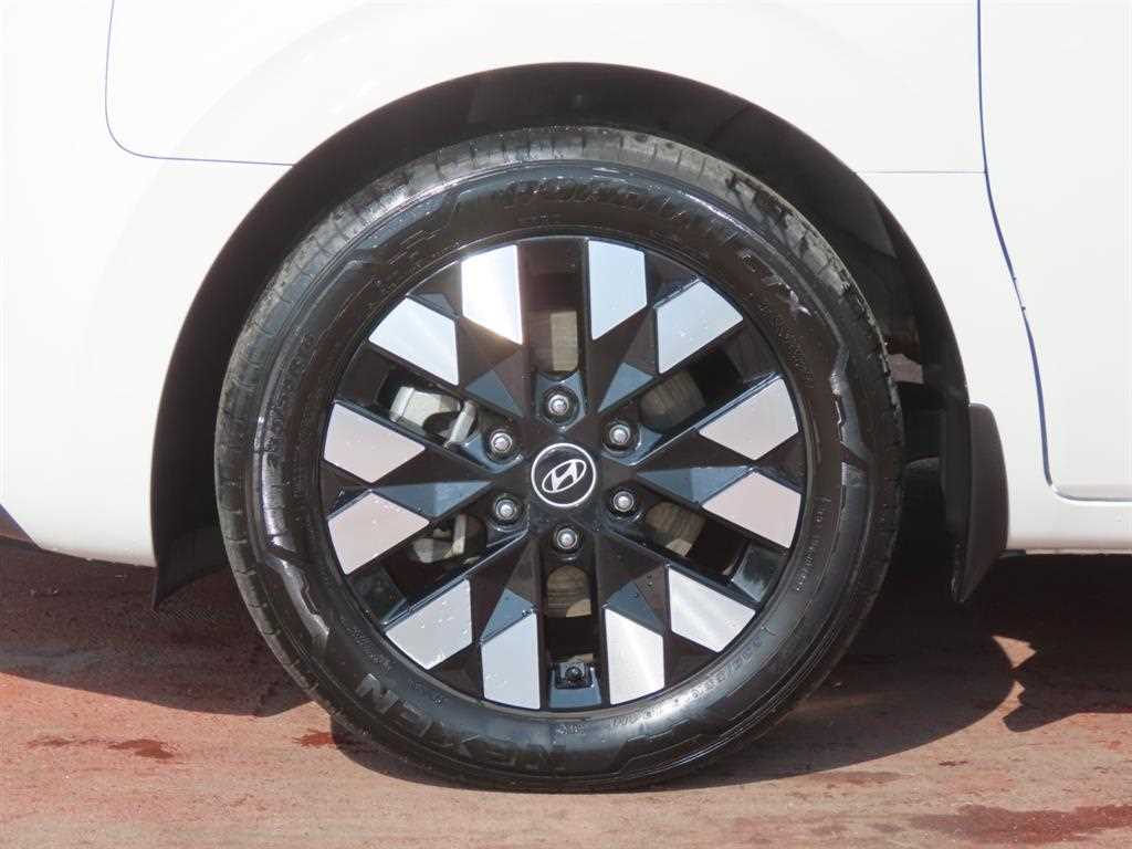 HYUNDAI Staria 2025 Blanco - Importación desde Corea - HF Imports Iquique - Foto 20
