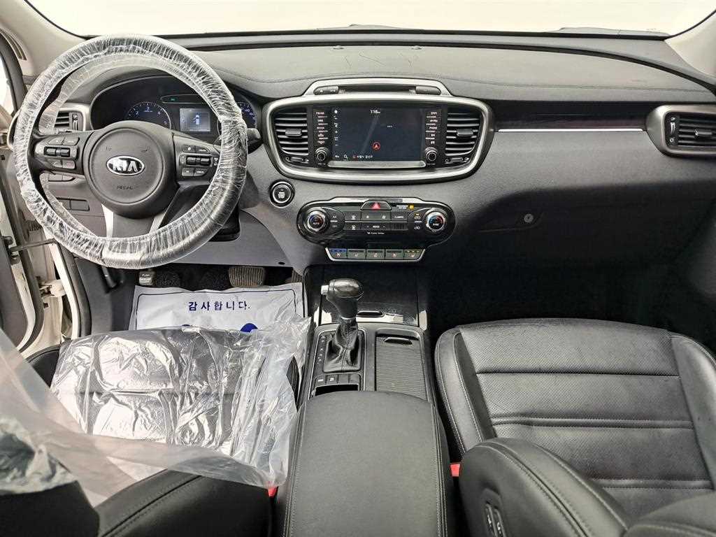 KIA Sorento - Vista 6