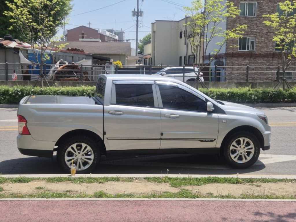 Ssangyong Korando - Vista 5