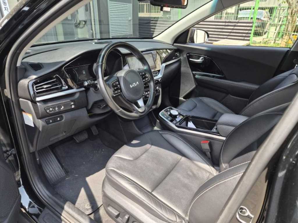 KIA Niro - Vista 9