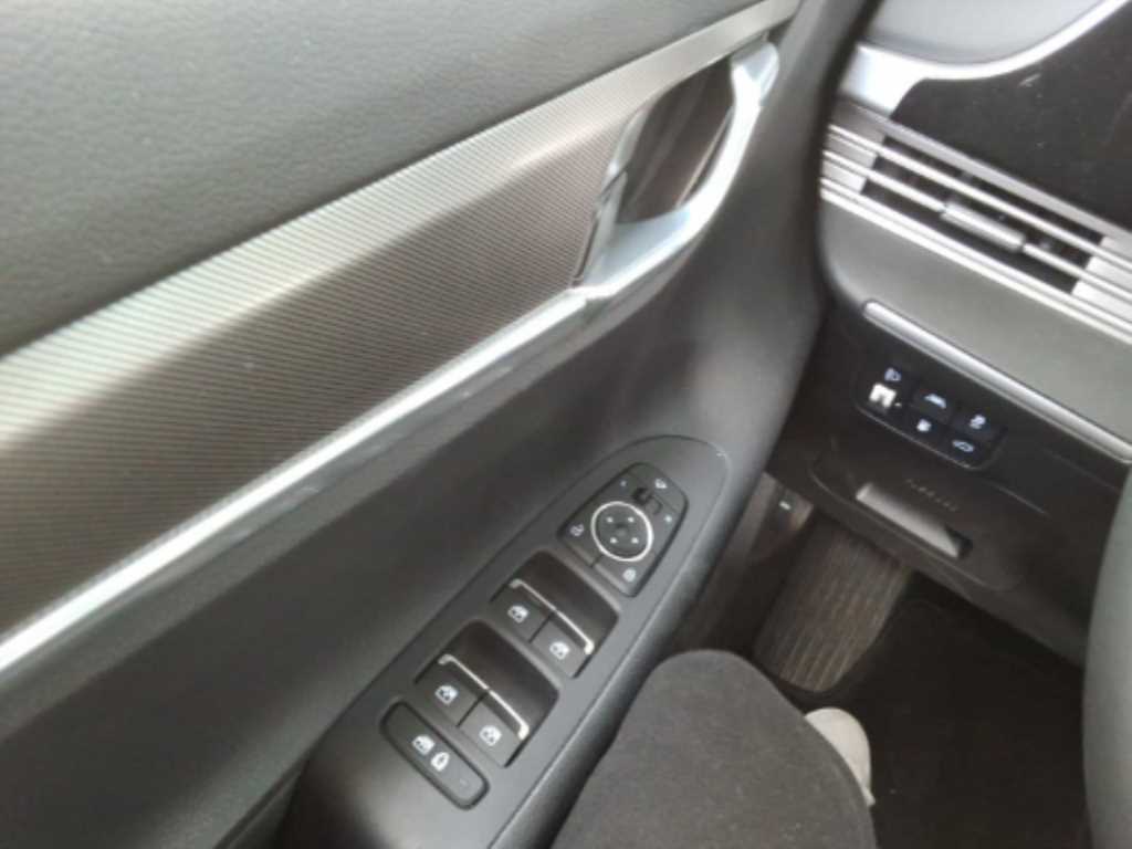 HYUNDAI Grandeur - Vista 2