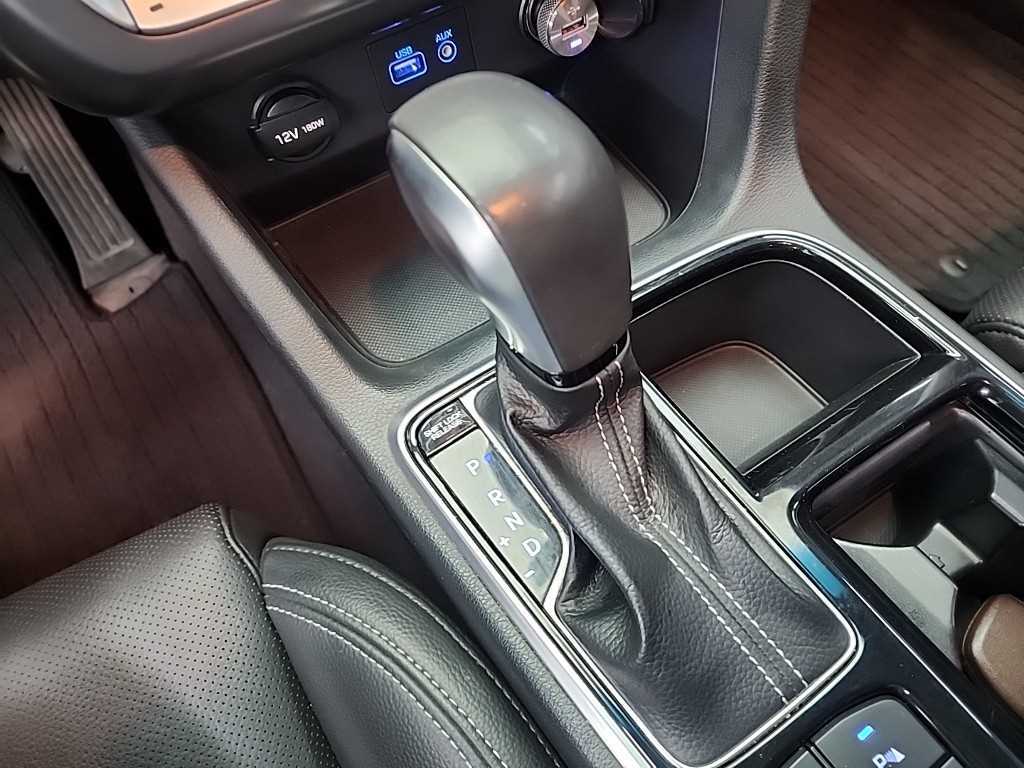 HYUNDAI Sonata - Vista 8