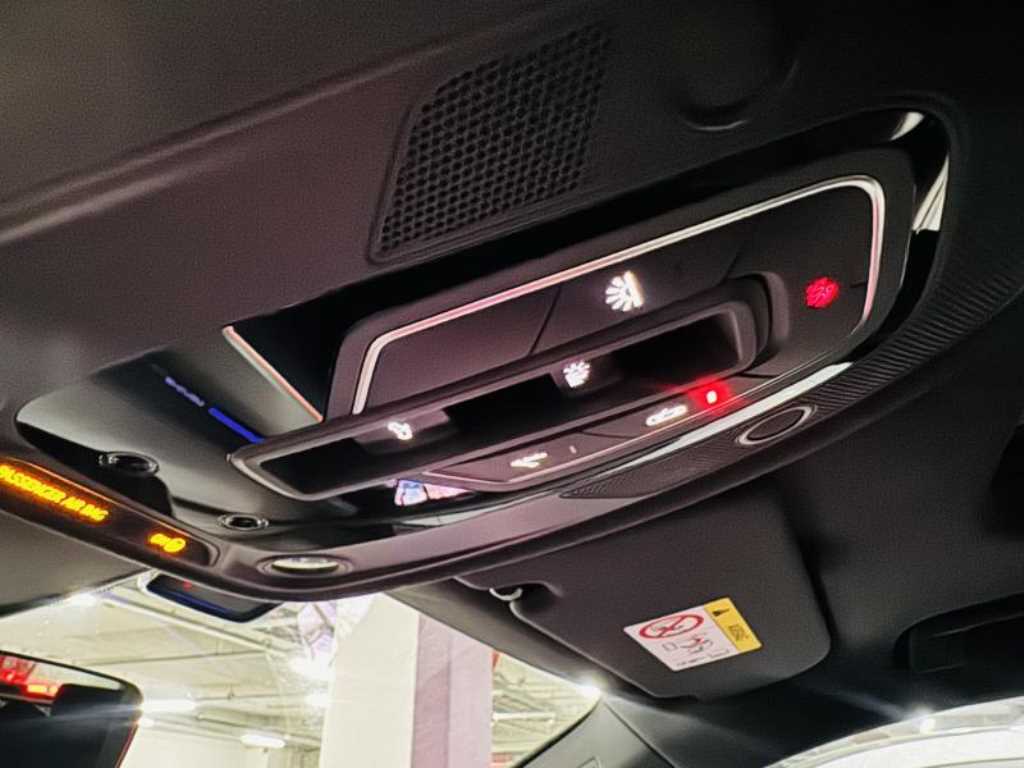 Audi e-Tron - Vista 12