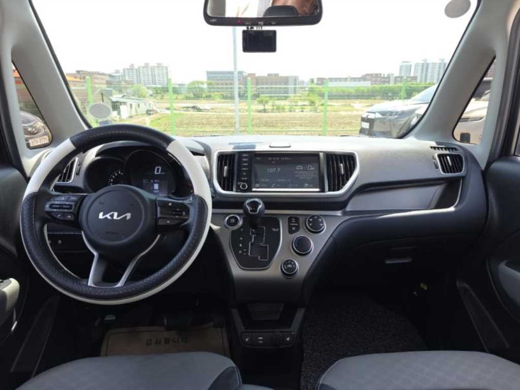 KIA Ray - Vista 5