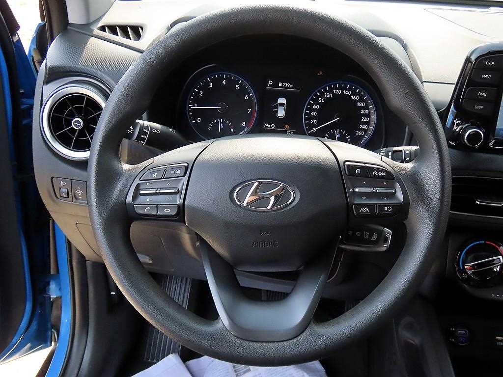 HYUNDAI Kona - Vista 7
