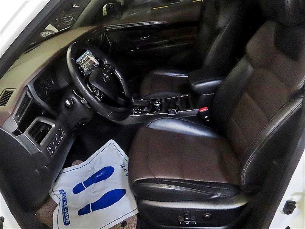 Ssangyong Korando - Vista 6
