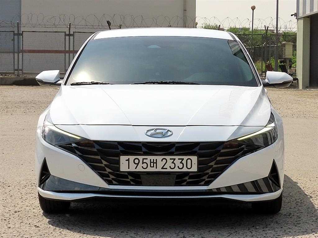 HYUNDAI Avante 2023 - Importación desde Corea - HF Imports Iquique - Foto 1