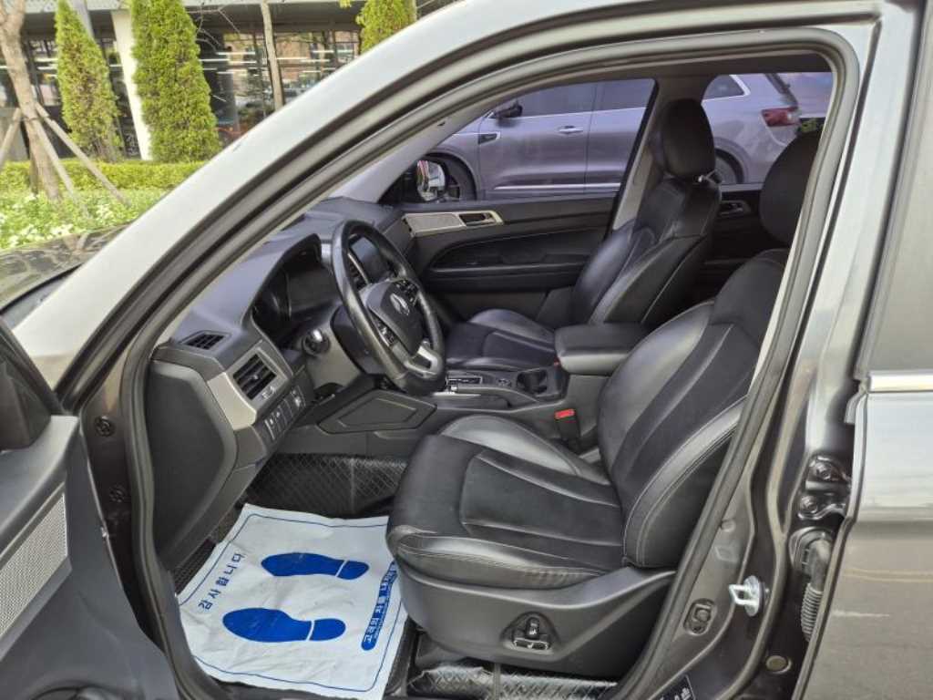 Ssangyong Rexton - Vista 11