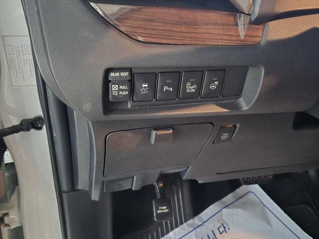 Toyota Siena 2017 - Importación desde Corea - HF Imports Iquique - Foto 15