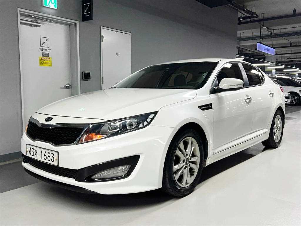KIA K5 2011 Blanco - Importación desde Corea - HF Imports Iquique - Foto 1