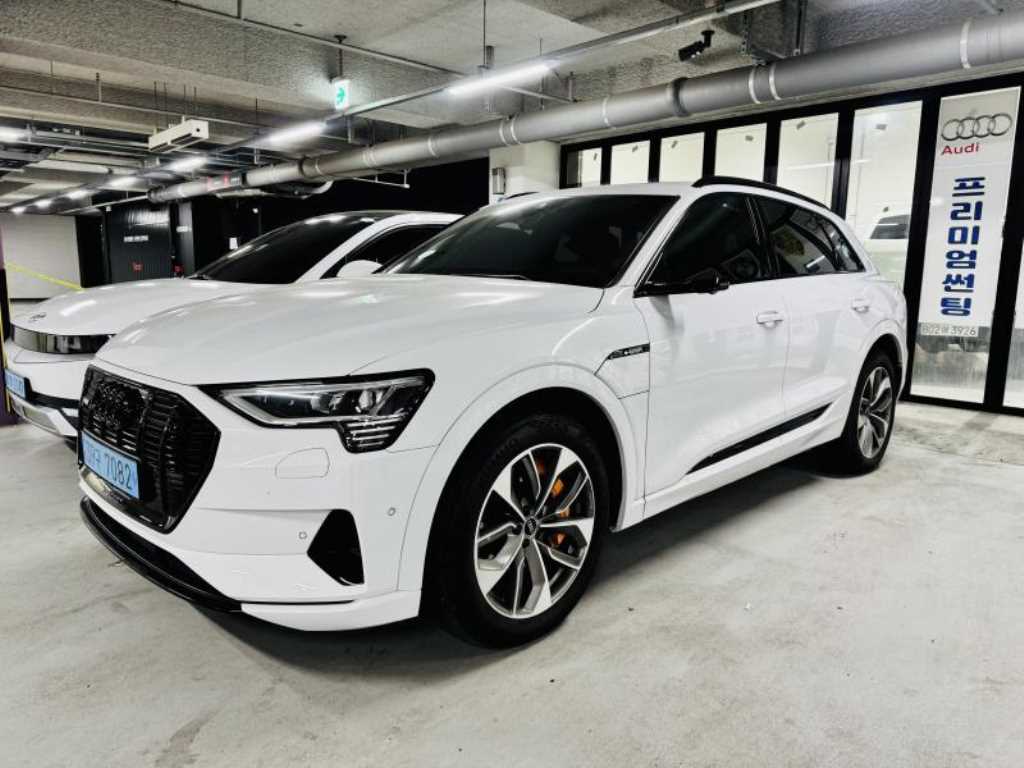 Audi e-Tron - Vista 2