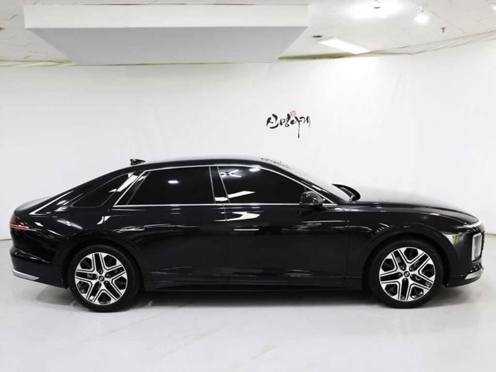 HYUNDAI Grandeur - Vista 4