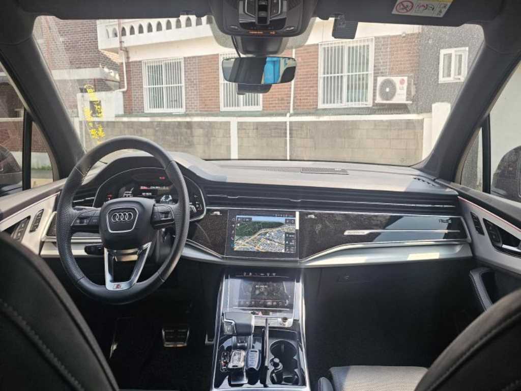 Audi Q7 - Vista 5
