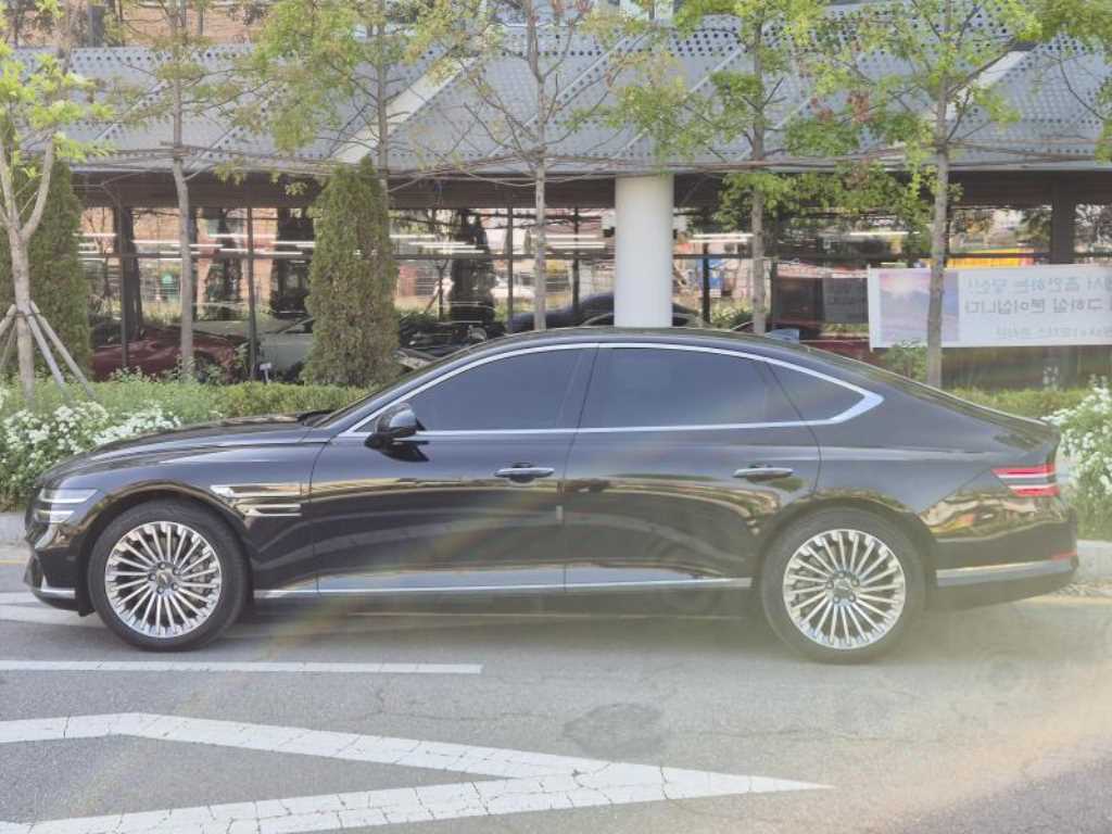 Genesis G80 2022 Negro - Importación desde Corea - HF Imports Iquique - Foto 1