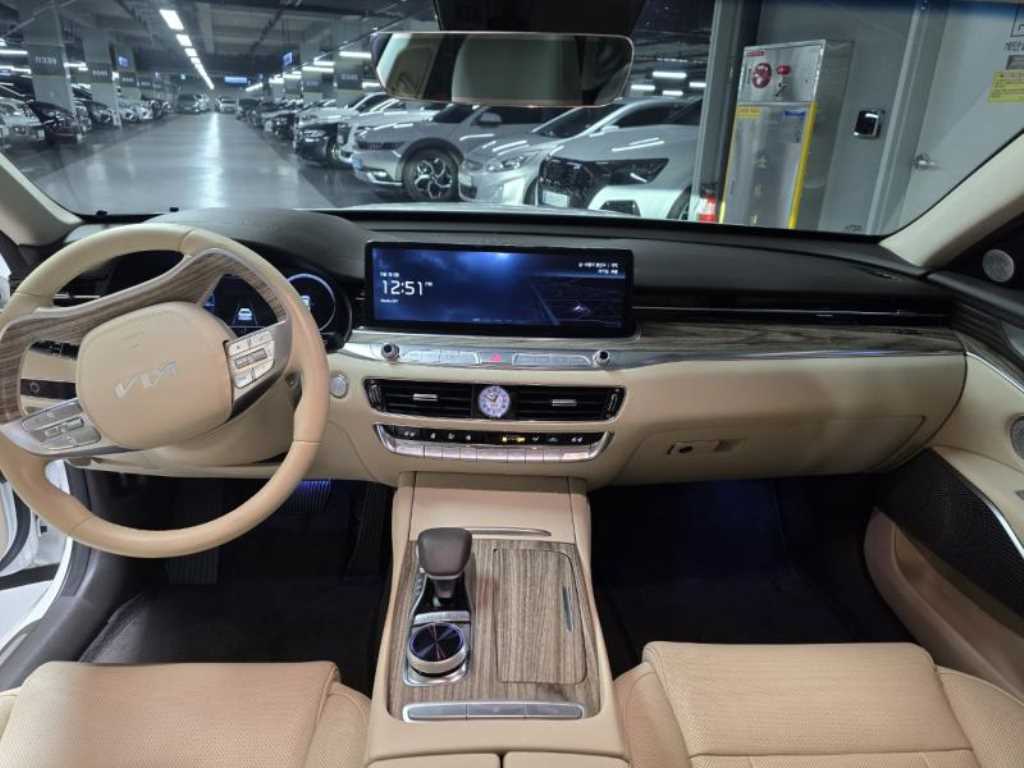 KIA K9 - Vista 11