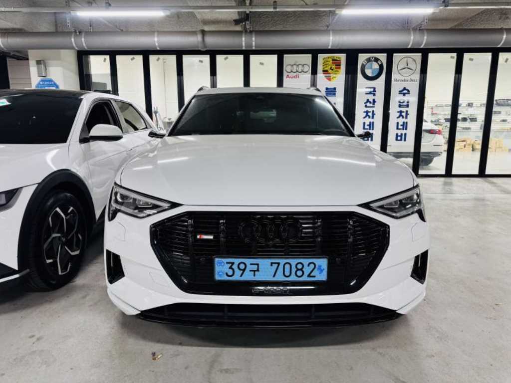 Audi e-Tron 2022 Blanco - Importación desde Corea - HF Imports Iquique - Foto 1