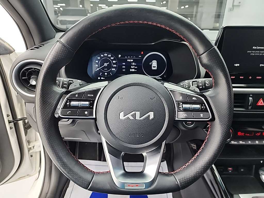 KIA K3 - Vista 10