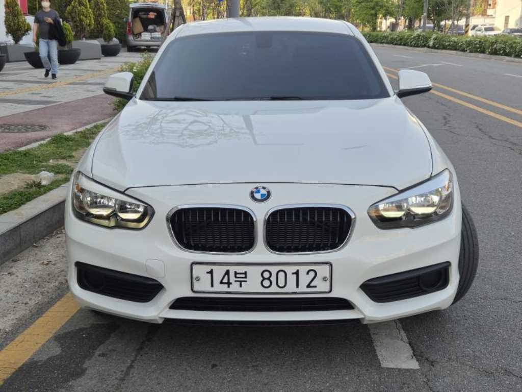 BMW 1 series - Vista 3