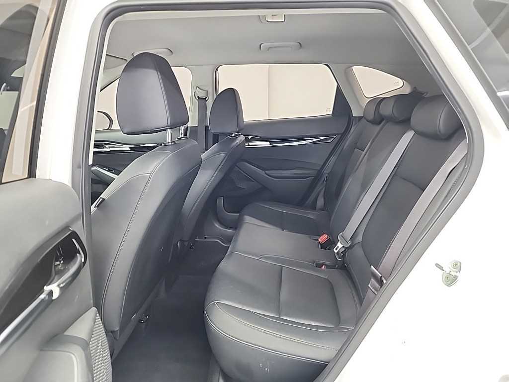 KIA Seltos - Vista 12