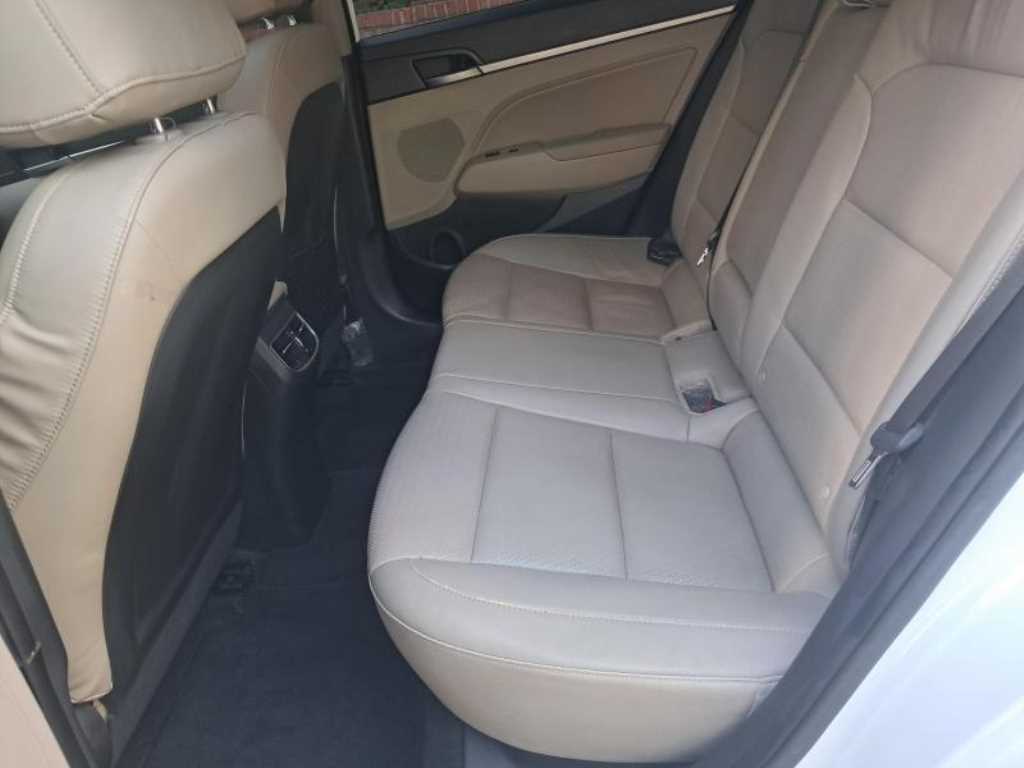 HYUNDAI Avante 2018 Blanco - Importación desde Corea - HF Imports Iquique - Foto 15